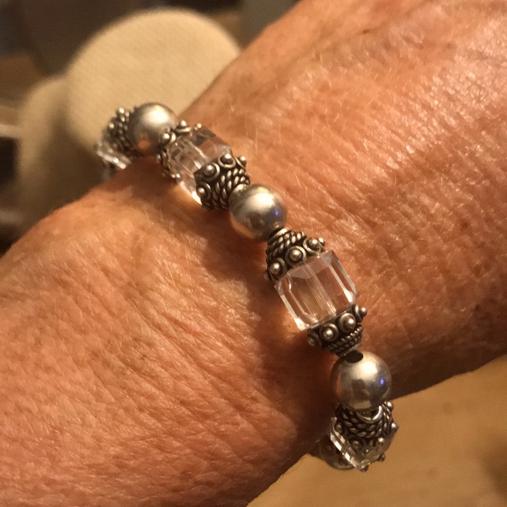 Silpada Swarovski Crystal and Sterling Silver Beaded Bracelet B0912. - Picture 3 of 3